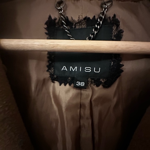 Amisu Tan Trench Coat with Belt - Picture 6 of 7